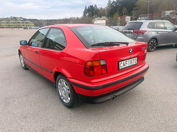 BMW 316 4 of 5