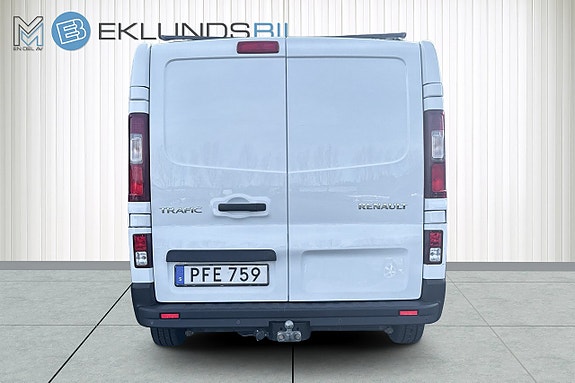 Renault Trafic 4 of 5