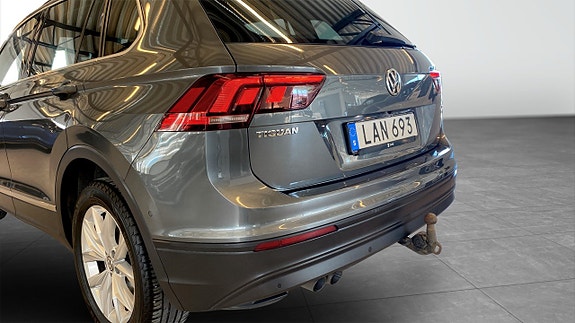 Volkswagen Tiguan 13 of 17