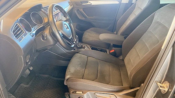 Volkswagen Tiguan 8 of 17