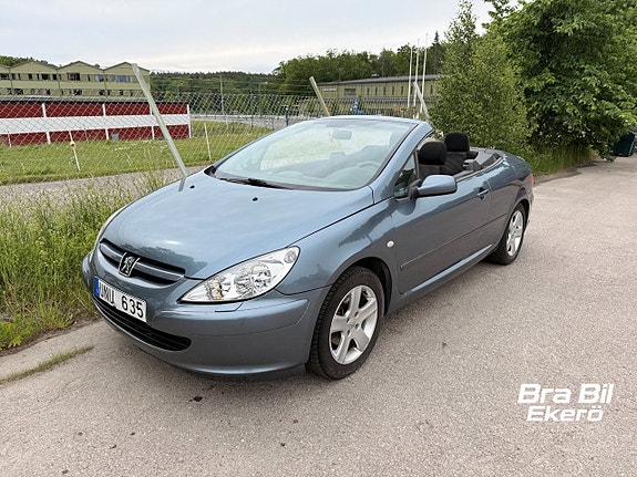 Peugeot 307 CC 3 of 5