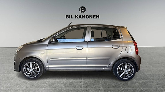 Kia Picanto 3 of 5