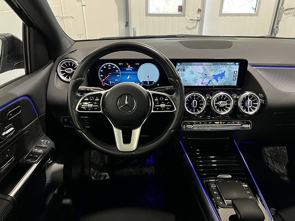 Mercedes-Benz B200 d 16 of 27