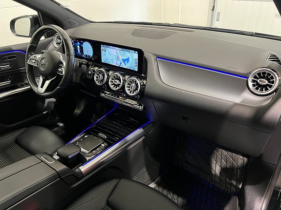 Mercedes-Benz B200 d 14 of 27