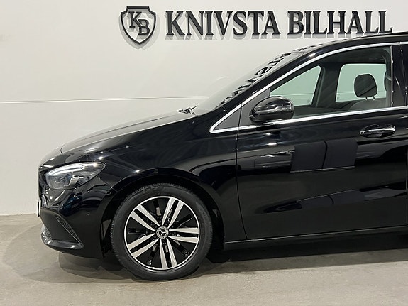 Mercedes-Benz B200 d 26 of 27