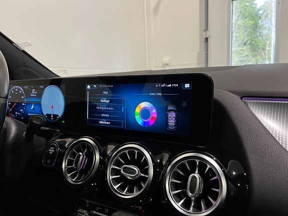 Mercedes-Benz B200 d 22 of 27