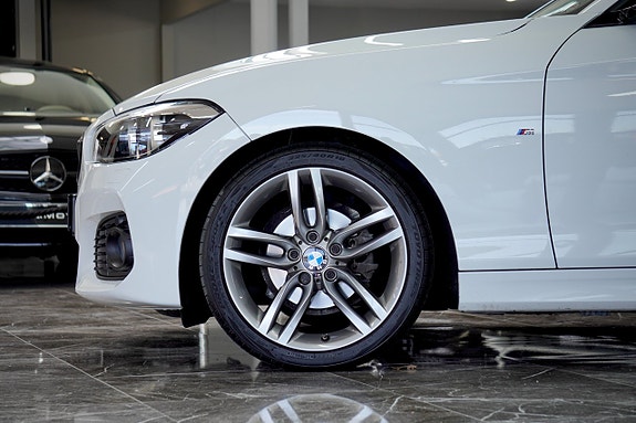 BMW 118d 9 of 21