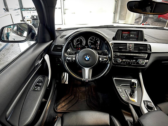 BMW 118d 11 of 21