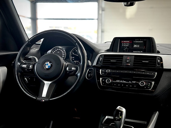 BMW 118d 15 of 21