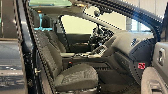 Peugeot 3008 11 of 16