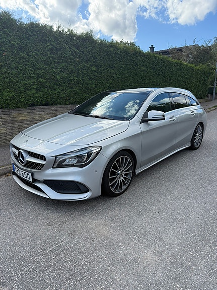 Mercedes-Benz CLA200 d 2 of 4