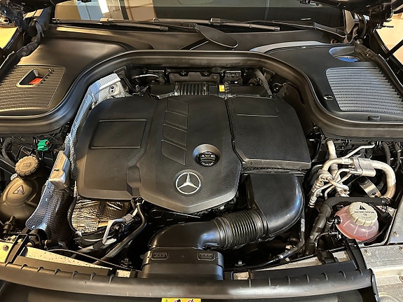 Mercedes-Benz GLC300 de 16 of 16
