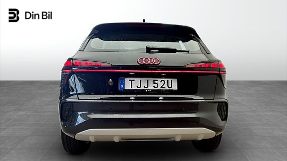 Audi Q3 5 of 5