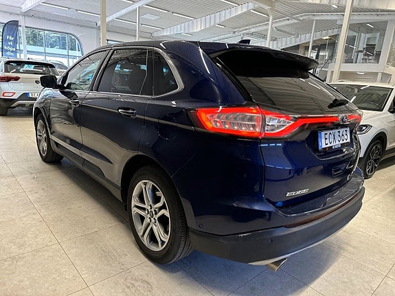 Ford Edge 4 of 5