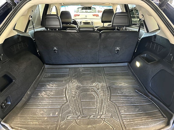 Ford Edge 7 of 19