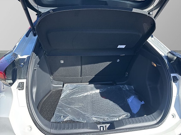 Toyota C-HR 10 of 10