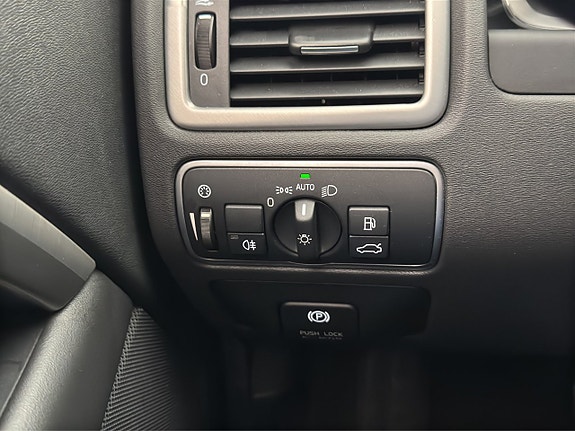 Volvo S80 17 of 19
