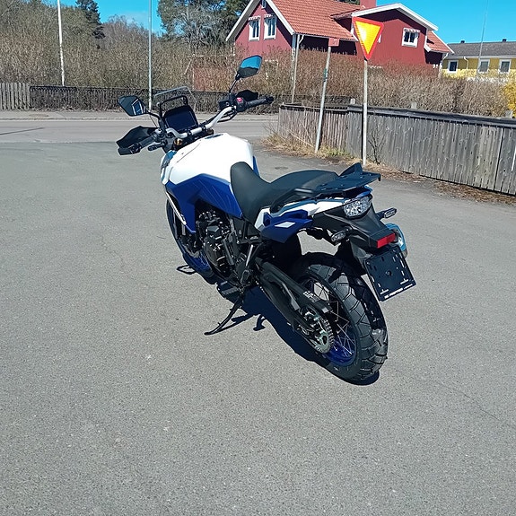 Suzuki V-Strom 800DE 7 of 7