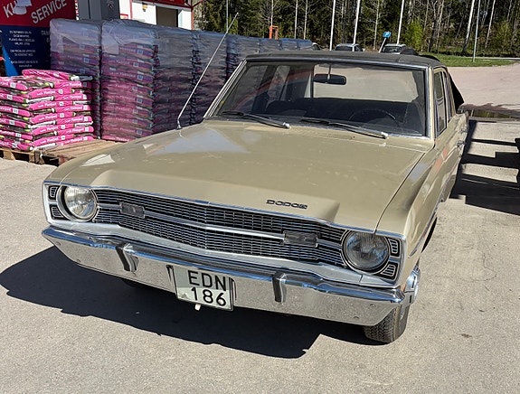 Dodge Dart 11 of 13