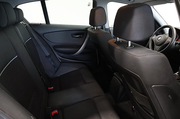BMW 118d 12 of 20