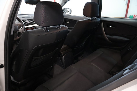 BMW 118d 18 of 20