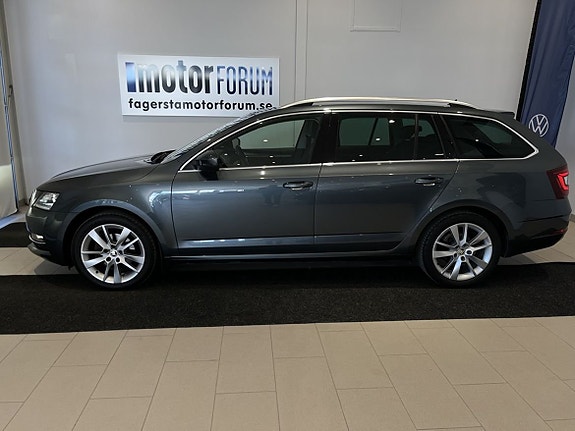 Skoda Octavia 2 of 5