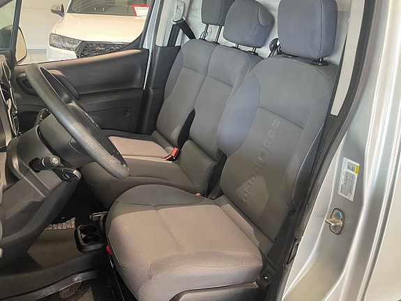Citroen Berlingo 14 of 18