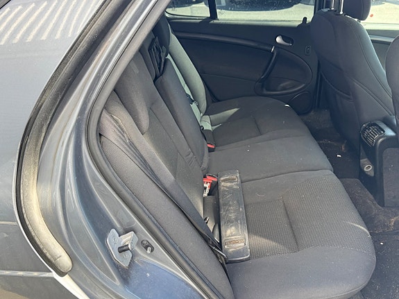 Saab 9-5 5 of 6