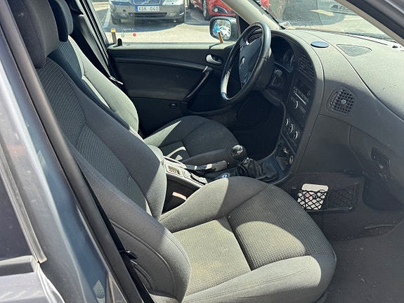 Saab 9-5 5 of 5