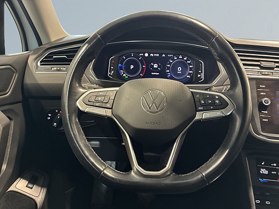 Volkswagen Tiguan Allspace 15 of 21