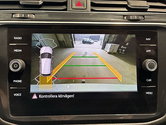 Volkswagen Tiguan Allspace 17 of 21