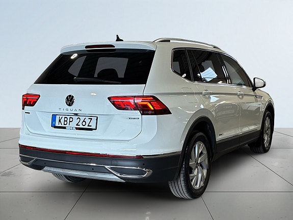 Volkswagen Tiguan Allspace 5 of 5