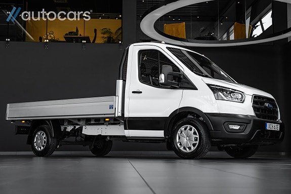 Ford Transit 2 of 5