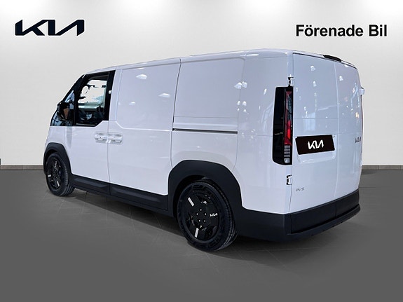 Kia PV5 5 of 19