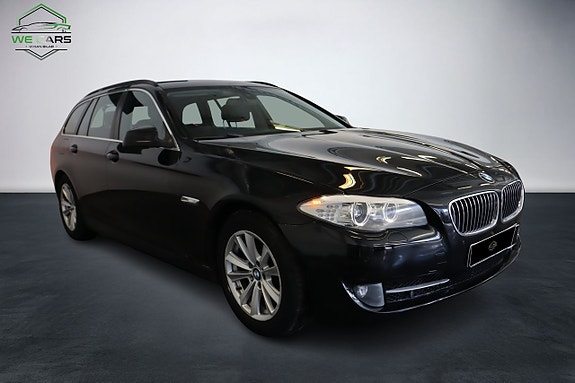 BMW 520d 3 of 5