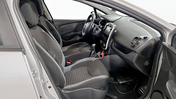 Renault Clio 3 of 5