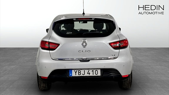 Renault Clio 7 of 9