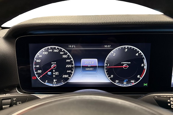 Mercedes-Benz E220 d 7 of 11