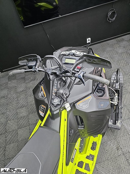 Lynx XTERRAIN STD 3700 600EFI 7 of 7