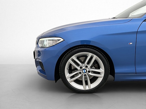 BMW 228i 25 of 28