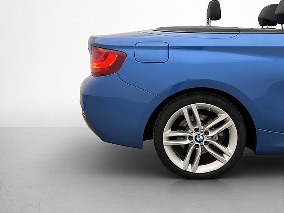 BMW 228i 27 of 28