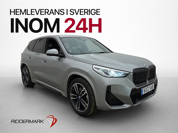 BMW iX1 4 of 30