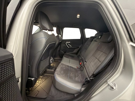 BMW iX1 29 of 30