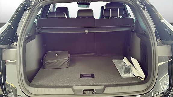 BYD Seal U 10 of 13
