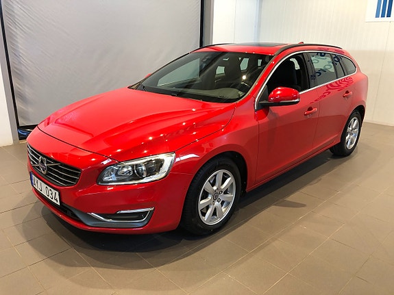Volvo V60 2 of 5