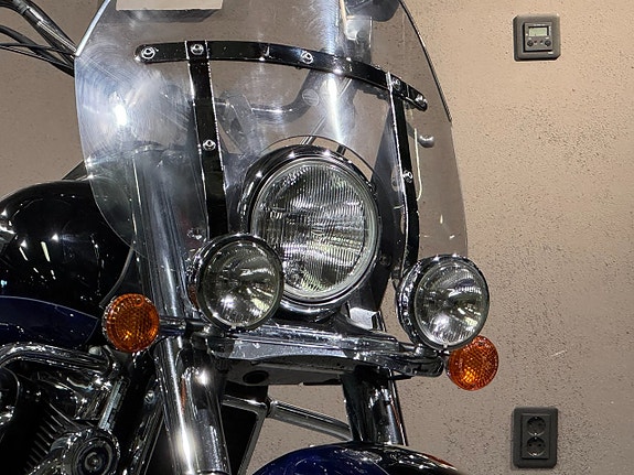 Suzuki Intruder 1500 7 of 7