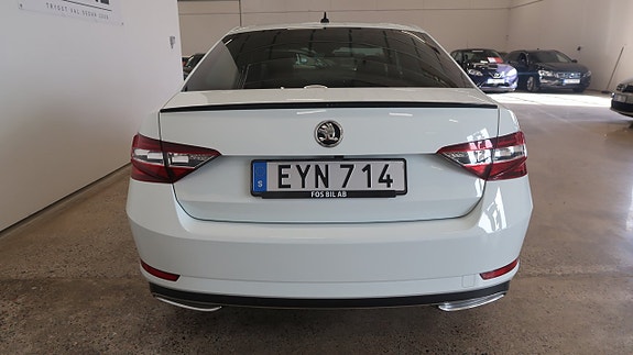 Skoda Superb 5 of 5
