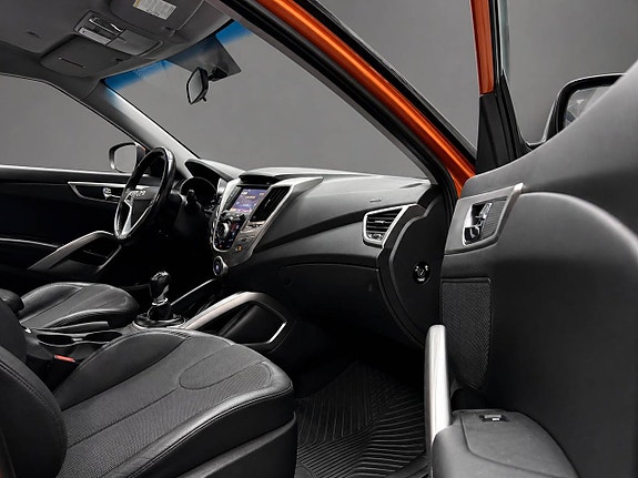 Hyundai Veloster 14 of 18