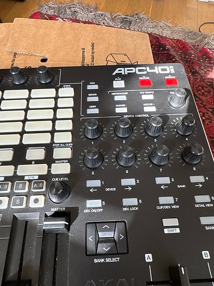 Product image 2 of 7