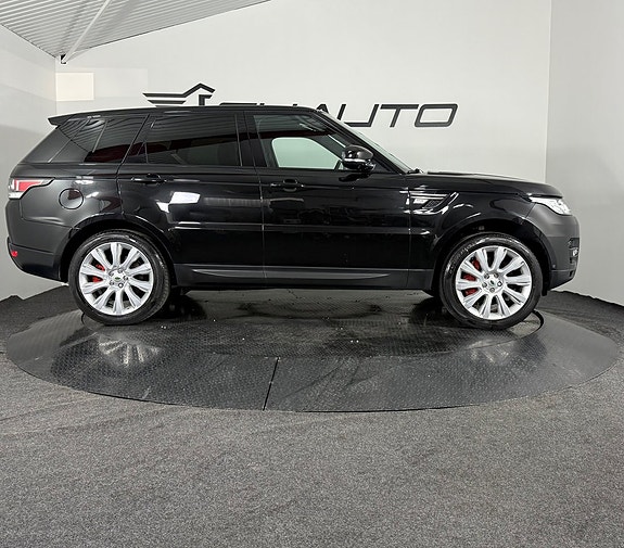 Land Rover Range Rover Sport 4 of 5